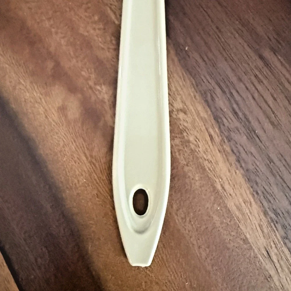 Hutzler Lo-Pol Nylon Spatula Turner No 717 Ivory‎ Slotted  Angled Heat Resistant